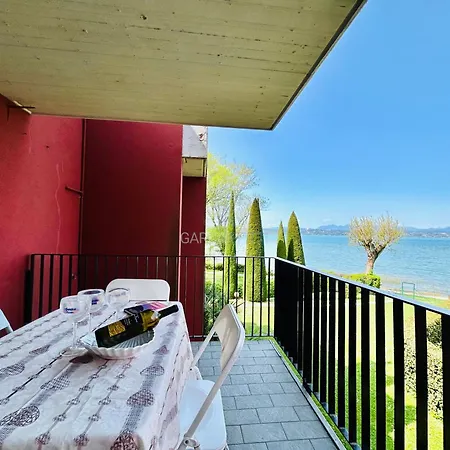 Terrace View Apartment *