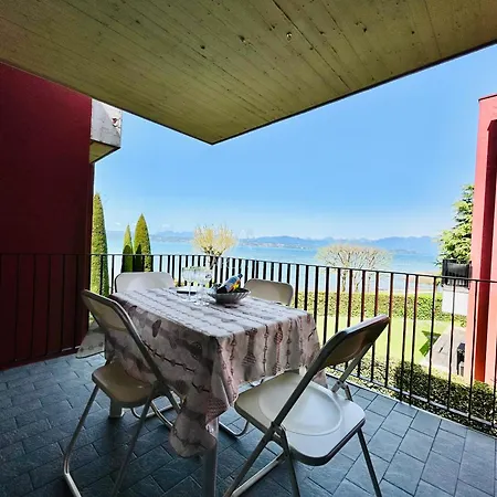 Poseidone - Terrazza Sul Di Garda * סירמיונה