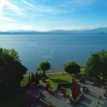 Poseidone - Terrazza Sul Di Garda Сирмионе
